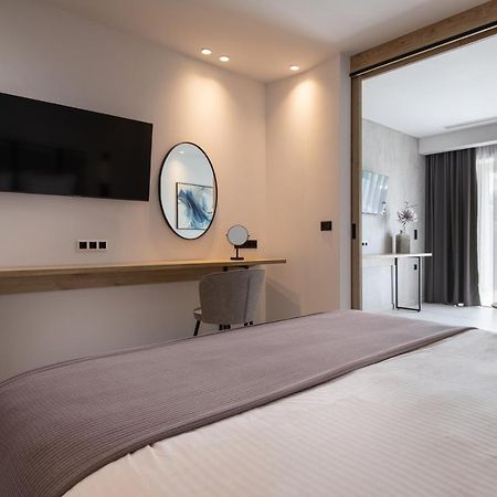 Lagomandra Luxury Suites With Private Pools Никити Екстериор снимка