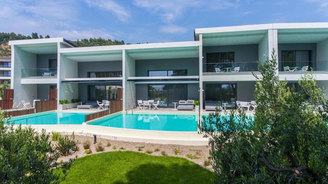 Lagomandra Luxury Suites With Private Pools Никити Екстериор снимка
