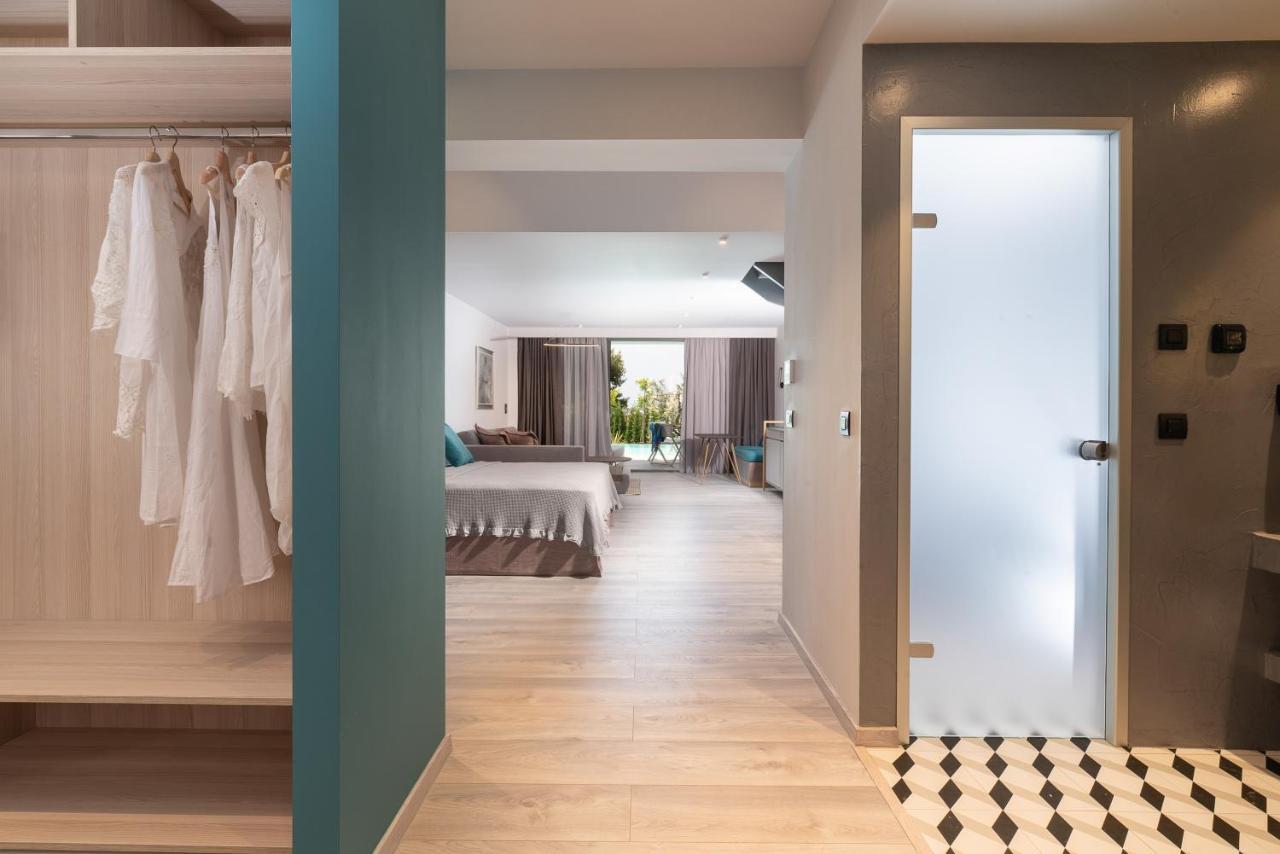 Lagomandra Luxury Suites With Private Pools Никити Екстериор снимка