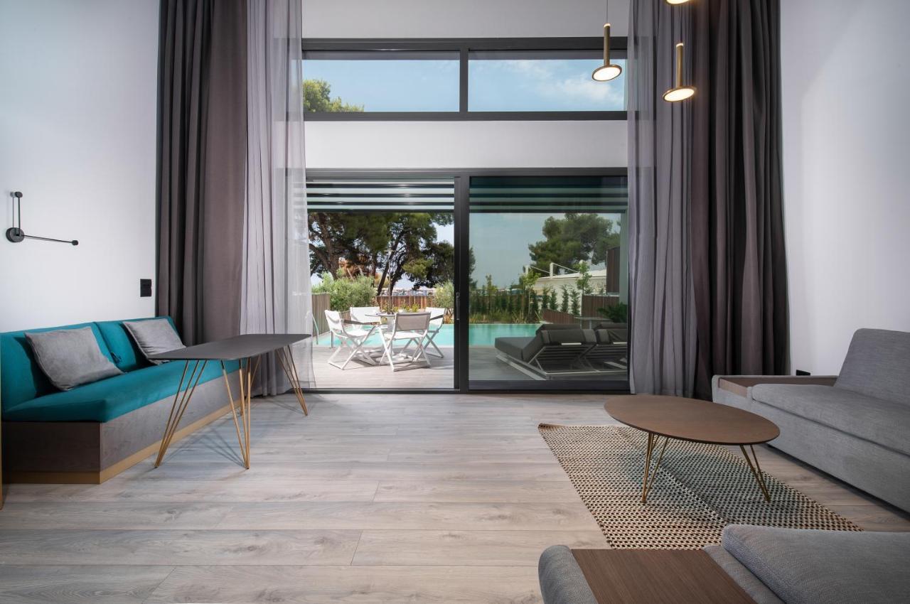 Lagomandra Luxury Suites With Private Pools Никити Екстериор снимка